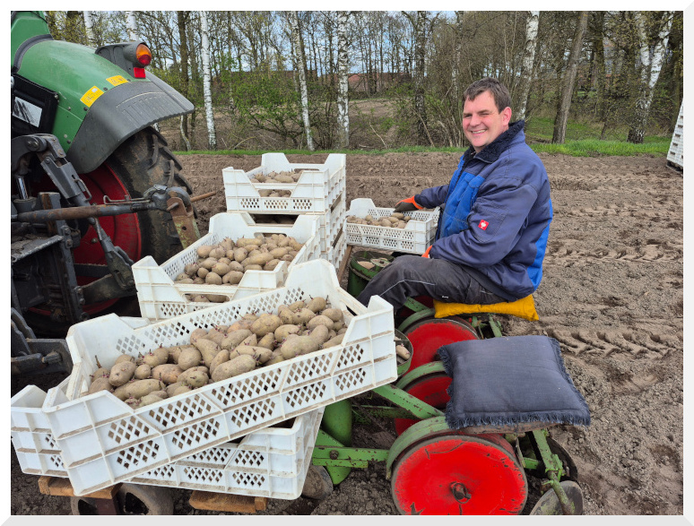 Christoph hat Spaß bei der Arbeit